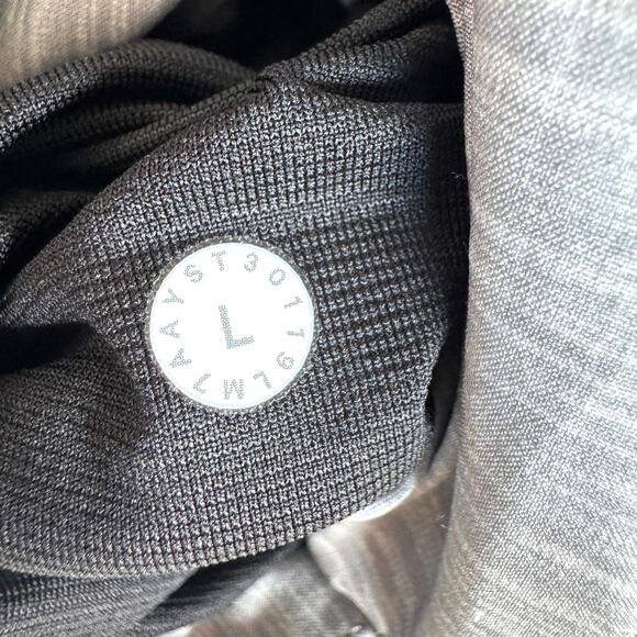 Lululemon Mens Pace Breaker Out Of Mind Lined Shorts Size L 9" Style M7AAYS Gray - Picture 5 of 8